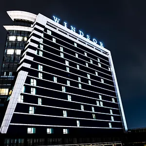 Windsor & Convention Center ***** Стамбул