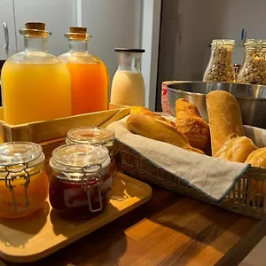 Bed and breakfast Alex - Your Away Including Breakfast - In A Real