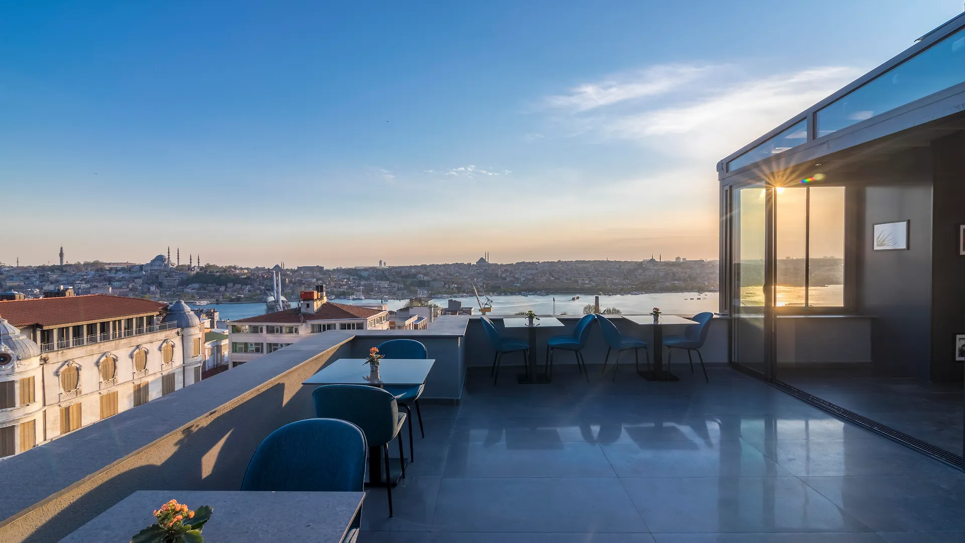 ****  Galata Times Hotel Istanbul Turkey